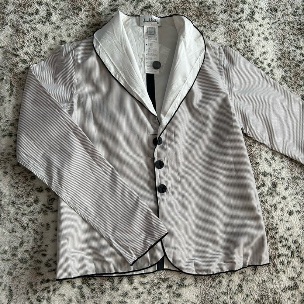 NWT Joseph Ribkoff White & Black Pinstripe Long Sleeve Button Down Blouse